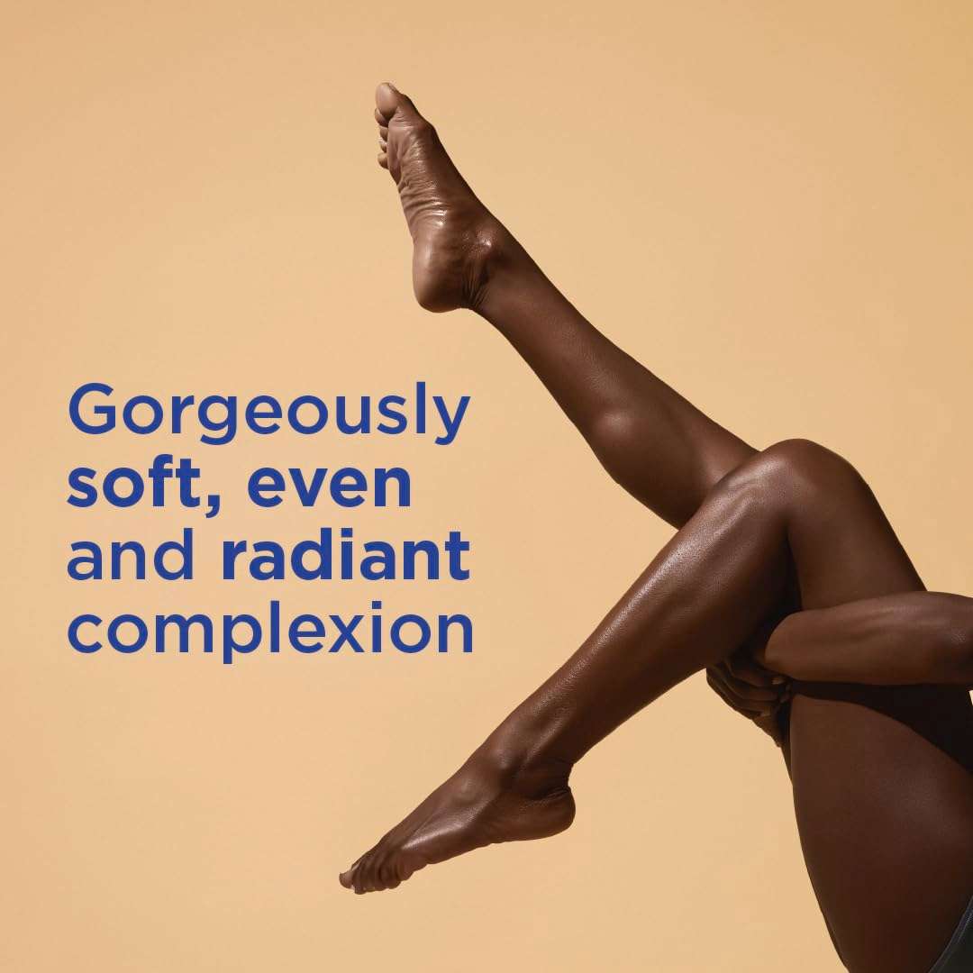 Vaseline Radiant X Even Tone Nourishing Body Lotion With 1% Niacinamide, Coconut Oil, Vitamin C, & Peptides 11 oz - Image 3