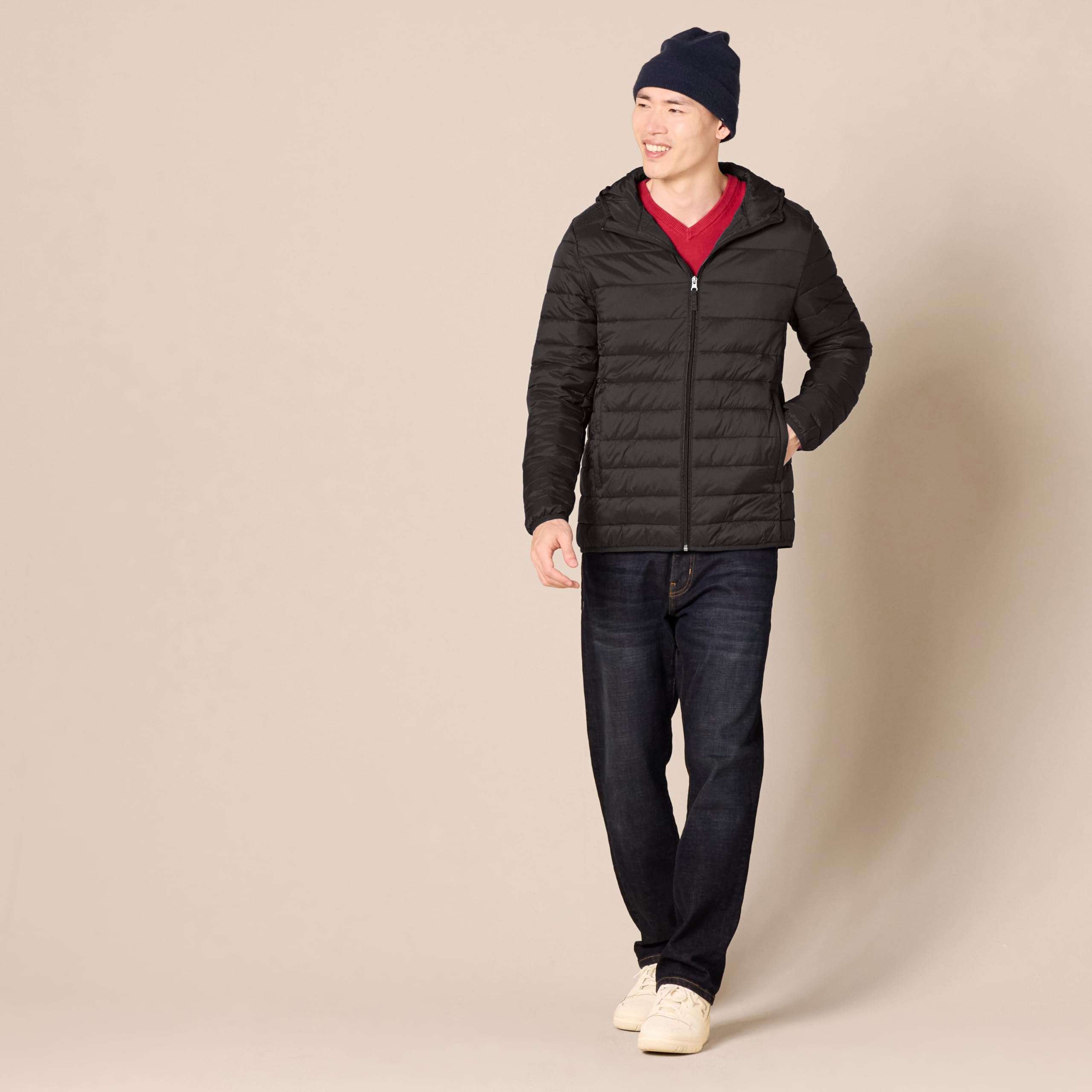 Amazon Essentials Men's Lightweight Water-Resistant Packable Hooded Puffer Jacket - Image 5