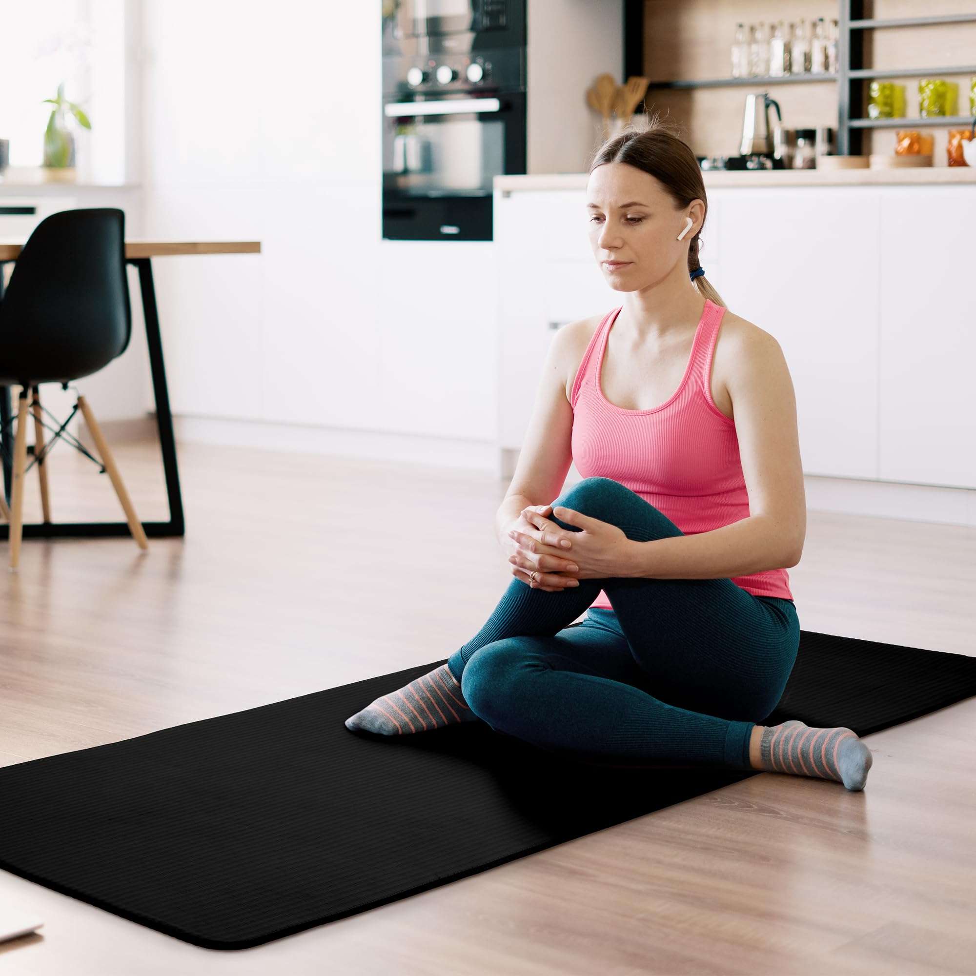 Fitvids Yoga Mat, 1/2-Inch Extra Thick High Density Exercise Mat, Anti-Tear Exercise Yoga Mat with Carrying Strap, Suitable for Various Yoga Exercises - Image 6