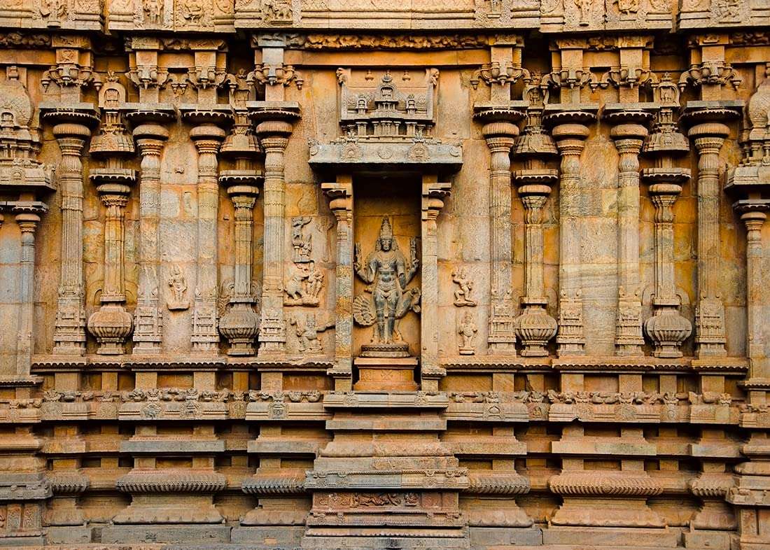 BELECO 7x5ft Fabric Indian Hindu Temple Backdrop Carved Idol on The Wall of Brihadishvara Temple, Thanjavur Background Hinduism Religion Background Indian Landmark Travel Photo Studio Props Wallpaper - Image 1