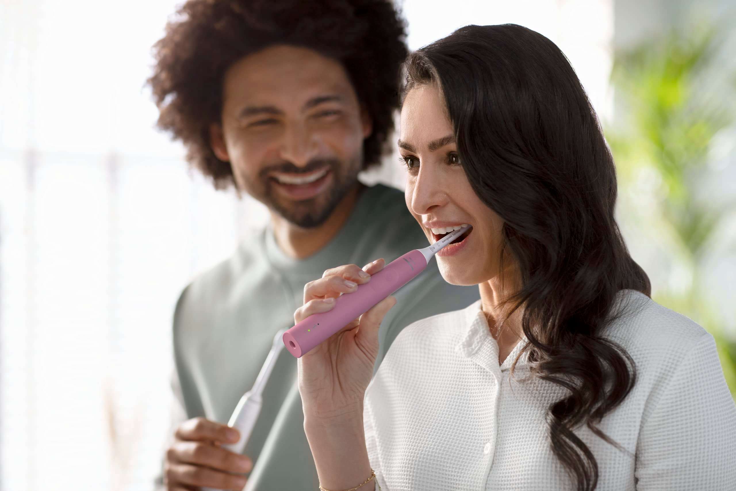 Philips Sonicare 4100 Rechargeable Electric Toothbrush, with Pressure Sensor, 2 Intensity Settings, SmarTimer and QuadPacer, 14-Day Battery Life, Deep Pink, Model HX3681/26 - Image 14