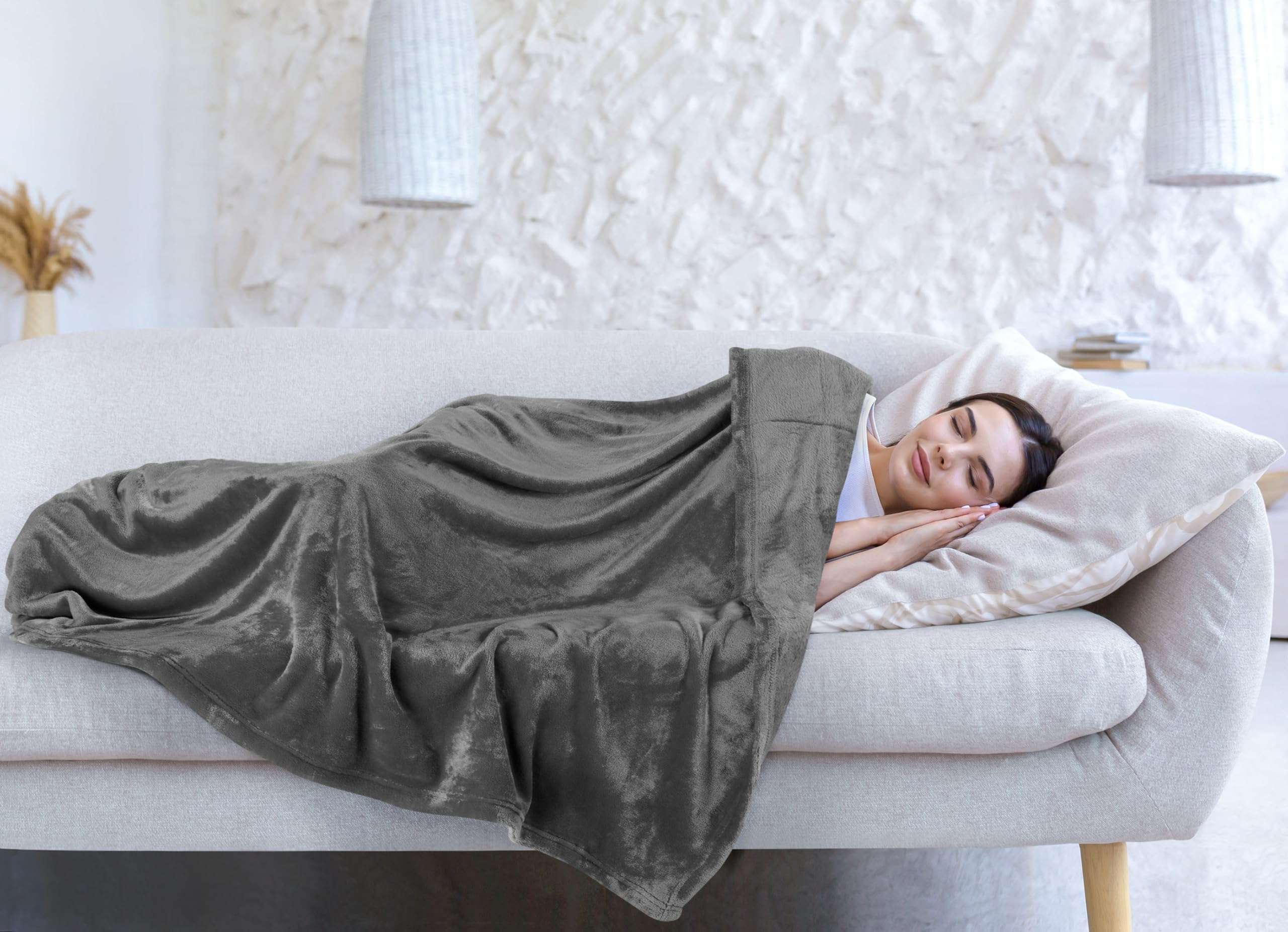 Utopia Bedding Fleece Blanket Queen Size Grey 300GSM Luxury Anti-Static Fuzzy Soft Microfiber Bed Blanket (90x90 Inch) - Image 8