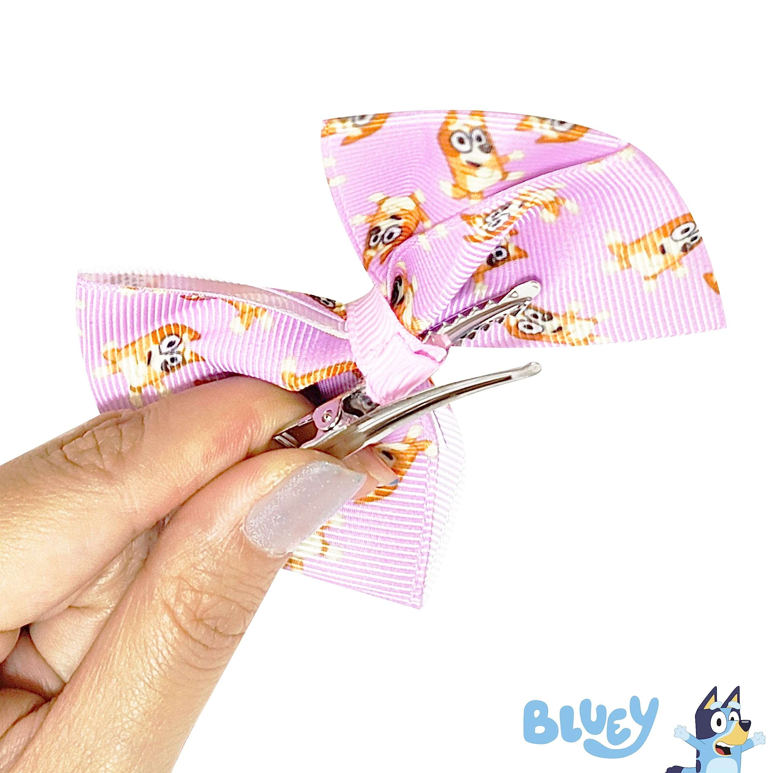 Bluey Kids Hair Bows - Hair Accessories Gift Set - Bluey Hair Bow - 7 Pcs 4 Inch Bow Bundle - HairBows for Girls - Different Bluey print on each clip - Alligator Clip - Ages 3 + - Image 4