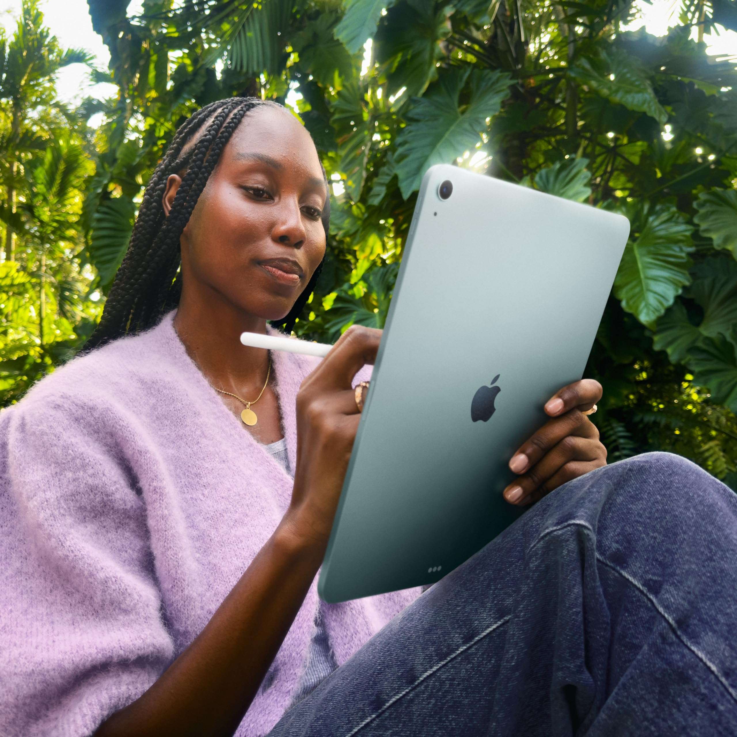 Apple iPad Air 11-inch with M3 chip Built for Apple Intelligence, Liquid Retina Display, 128GB, 12MP Front/Back Camera, Wi-Fi 6E, Touch ID, All-Day Battery Life — Space Gray - Image 4