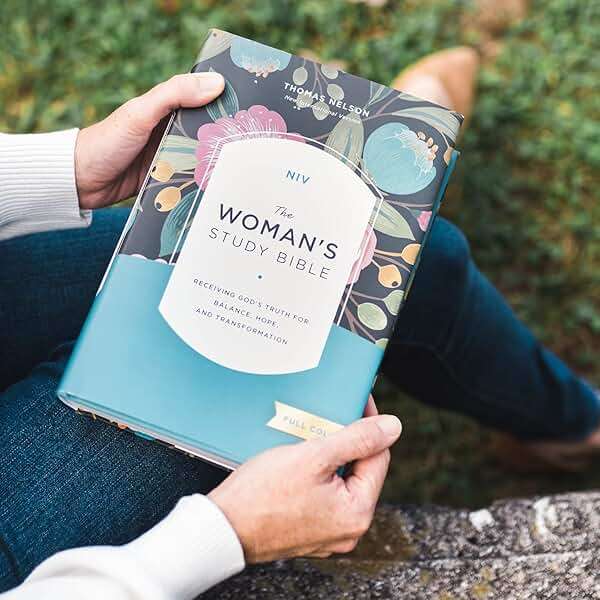 NIV, The Woman's Study Bible, Hardcover, Full-Color, Red Letter: Receiving God's Truth for Balance, Hope, and Transformation - Image 14