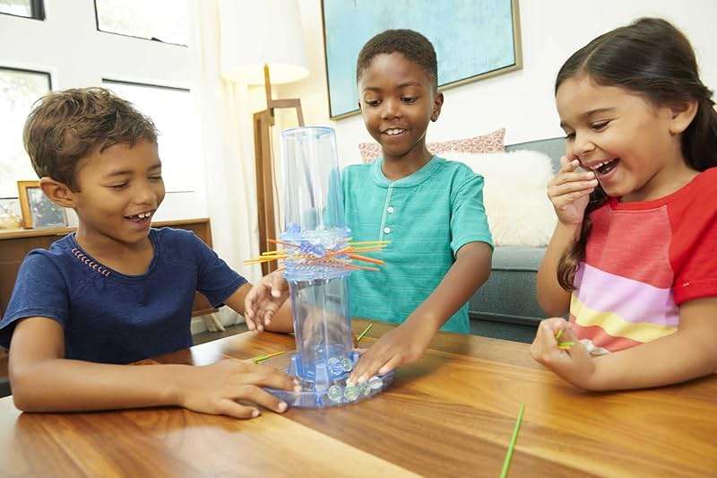 Mattel KerPlunk Kids Game, Easy-to-Learn Family Game for 2 to 4 Players, Don't Let The Marbles Fall - Image 6