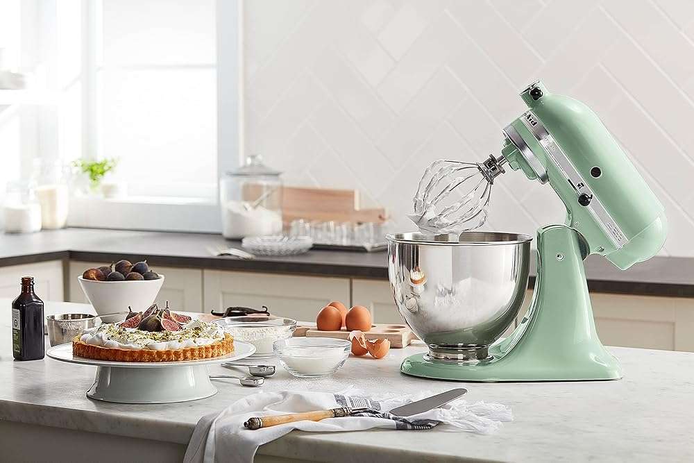 KitchenAid Artisan Series 5 Quart Tilt Head Stand Mixer with Pouring Shield KSM150PS, Pistachio - Image 4