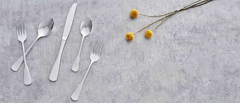 Oneida Silverware Set For 8, Colonial Boston 45-Piece Everyday Flatware Set with Serving Utensils, Service For 8, 18/0 Stainless Steel, Dishwasher Safe, Knives Spoons And Forks Sets (Silver, 45 Piece) - Image 5