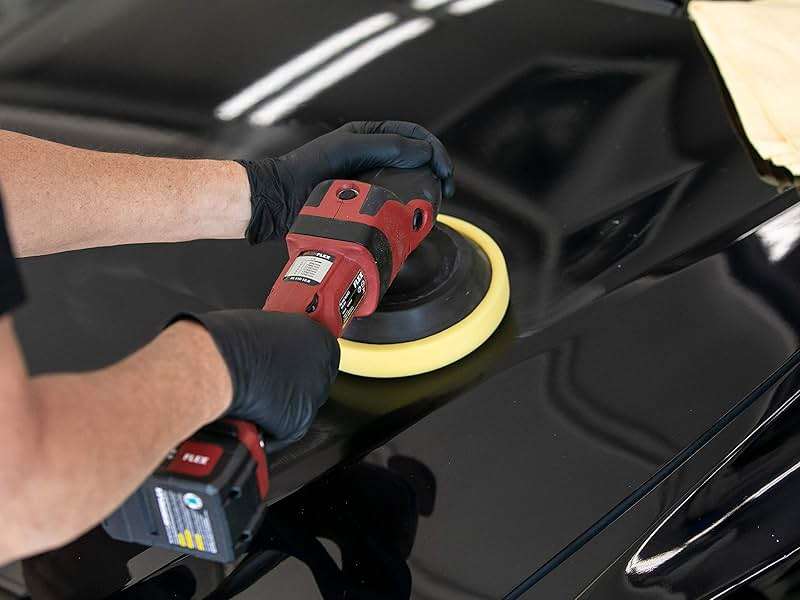 Meguiar's Professional Quik Detailer M6601 - Pro All in One that Removes Paint Defects, Adds Shine, and Protects Paint in One Step, 128 Oz, 1 Gal - Image 4