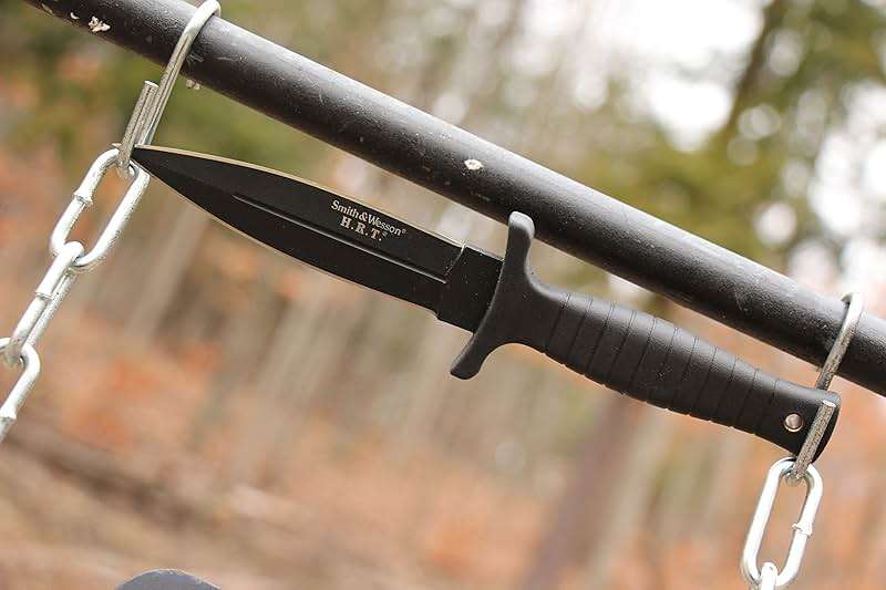 Smith & Wesson 9" H.R.T Double Edged Boot Knife with High Carbon Stainless Steel Blade - Image 2