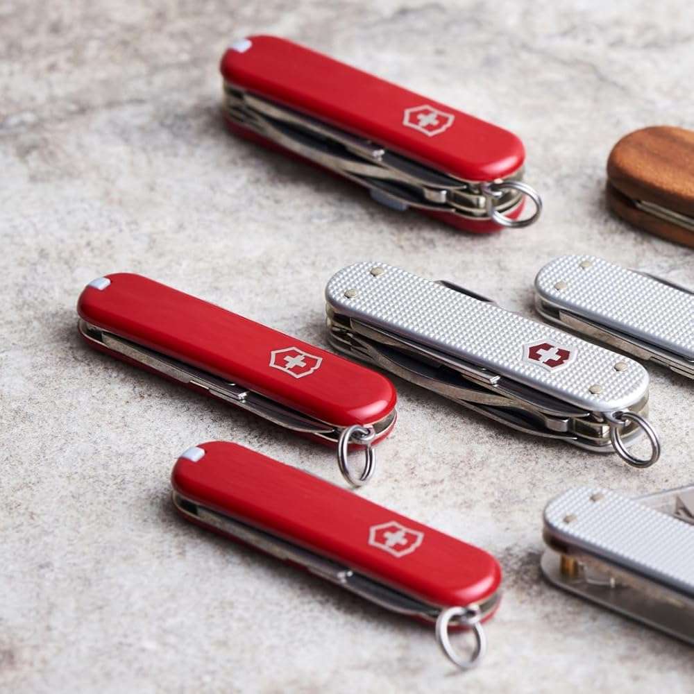Victorinox Tinker Swiss Army Knife Multipurpose Pocketknife - Image 2