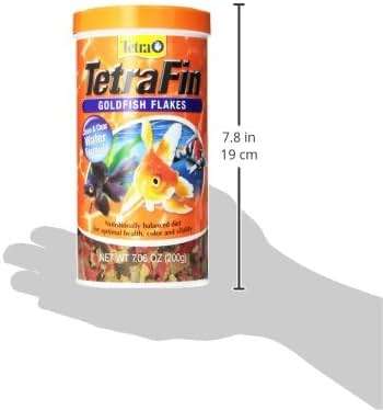 Tetra Goldfish Flakes, Nutritionally Balanced Diet For Aquarium Fish, Vitamin C Enriched Flakes, 7.06 oz - Image 2