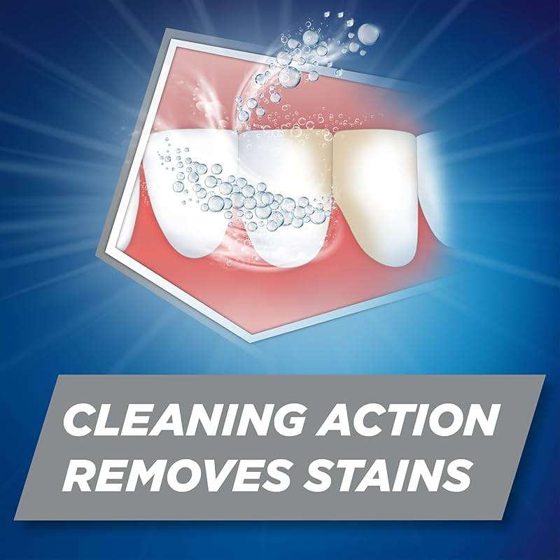 Aquafresh Extreme Clean Whitening Action Fluoride Toothpaste for Cavity Protection, Sugar Acid Protection, Mint Blast, 5.6 oz - Image 4