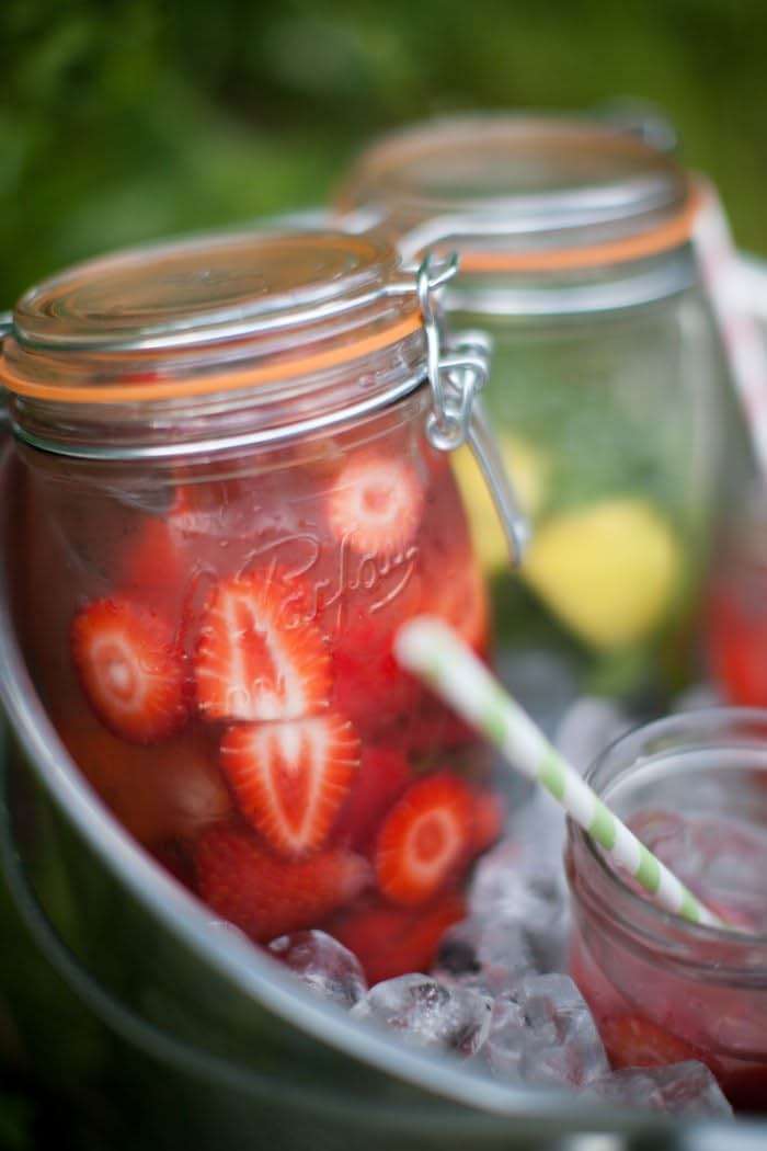 Le Parfait Super Jar 2L (64oz) French Glass Preserving Jar w/Airtight Rubber Seal & Wire Bail Closure - BPA-Free Canning Jar for Pickles, Fruits, Sauces & Food Storage - Made in France Since 1930 1PK - Image 8