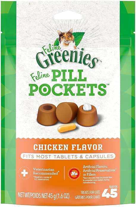 Greenies Feline Pill Pockets for Cats Natural Soft Cat Treats, Chicken Flavor, 1.6 oz. Pouch (45 Treats) - Image 1