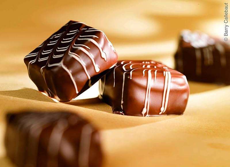 Belgian Milk Chocolate Baking Callets (Chips) - 33.6% - 1 bag, 5.5 lbs - Image 8