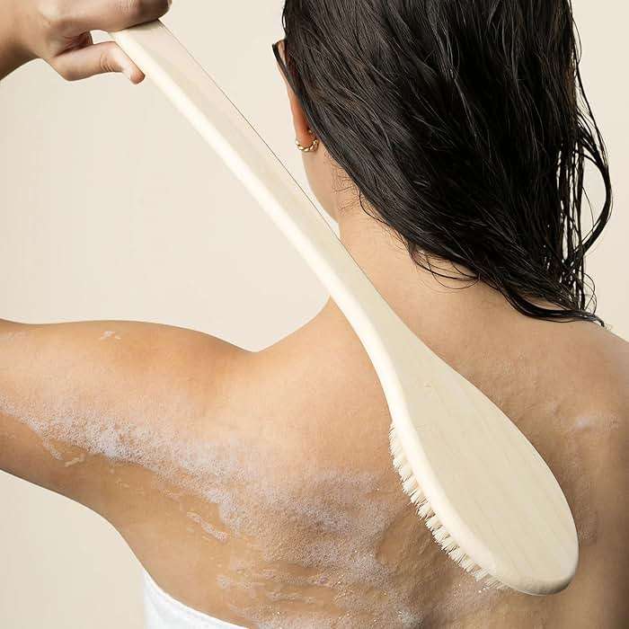 EcoTools Bath Bristle Brush, Bath Brush with Long Handle, Cleanse Back & Hard-to-Reach Areas, Eco Friendly Shower Brush for Exfoliating, Cruelty Free Nylon Bristles, Vegan, 1 Count - Image 3