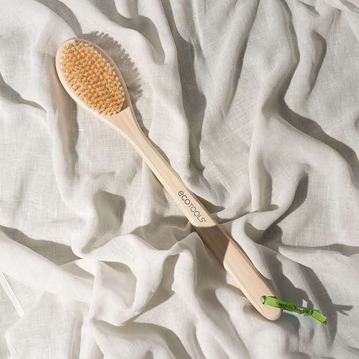 EcoTools Bath Bristle Brush, Bath Brush with Long Handle, Cleanse Back & Hard-to-Reach Areas, Eco Friendly Shower Brush for Exfoliating, Cruelty Free Nylon Bristles, Vegan, 1 Count - Image 5