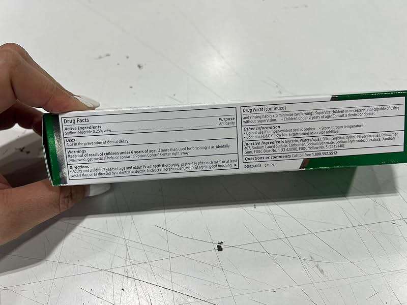 OpalescenceTeeth Whitening Toothpaste - Pack of 1 - Fluoride Oral Care - 4.7 Oz - Cool Mint - TP-5166-1 - Image 8