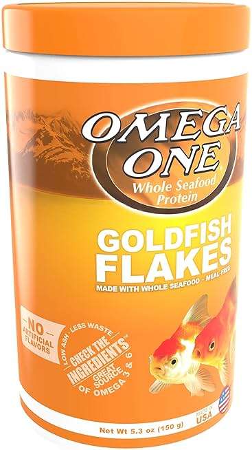Omega One Goldfish Flakes, 5.3 oz. - Image 1