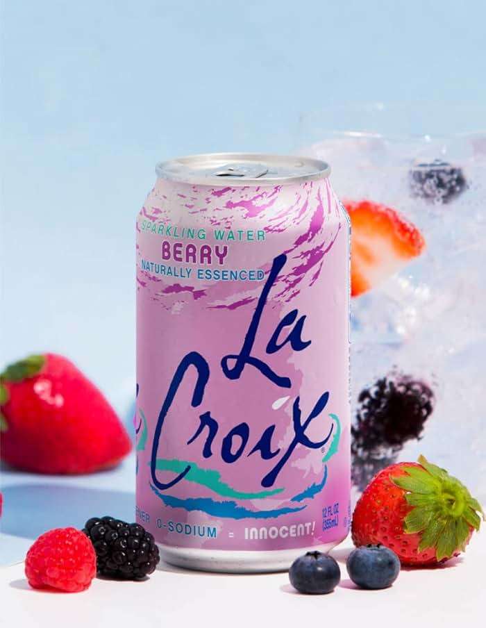 La Croix Sparkling Water, Berry, 12 Fl Oz (pack of 12) - Image 6