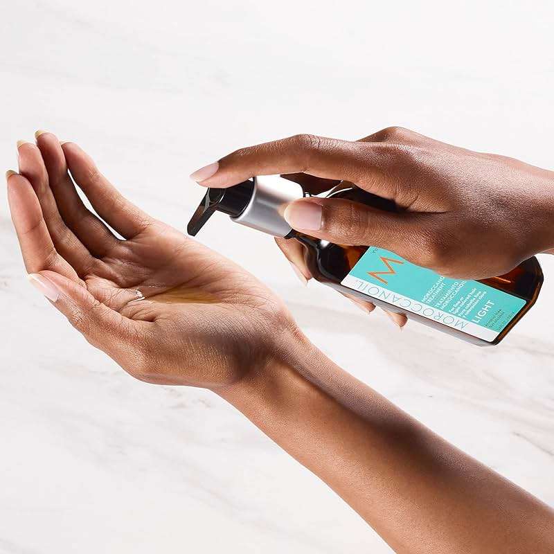 Moroccanoil Treatment Light Hair Oil - Image 6