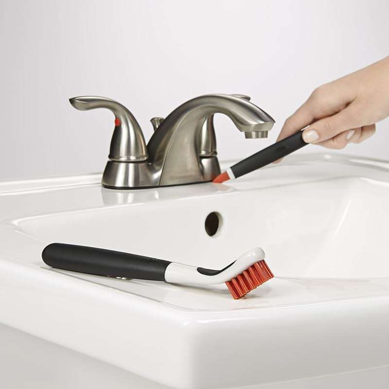 OXO Good Grips Deep Clean Brush Set - Image 10