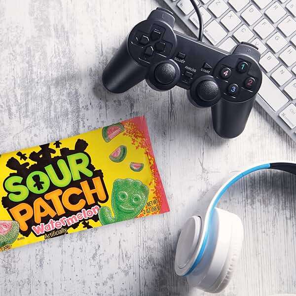 SOUR PATCH KIDS Watermelon Soft & Chewy Gummy Candy, Bulk Candy, 24 - 2 oz Bags - Image 5