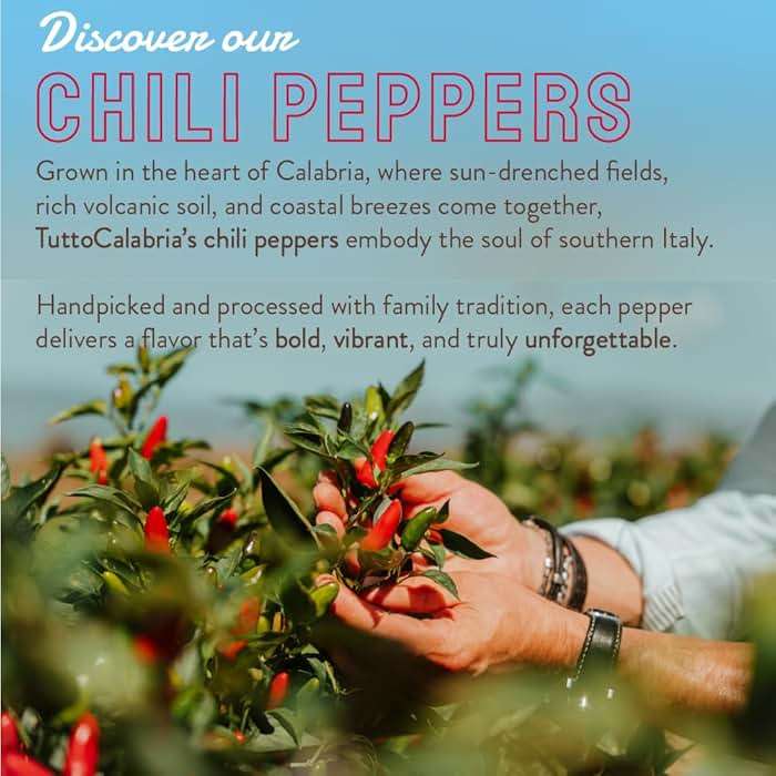 TUTTOCALABRIA Crushed Calabrian Chili Peppers, Spicy Condiment, 10 oz | Crushed Chili Pepper Condiment in Extra Virgin Olive Oil for Pasta, Pizza, Sandwiches and Fish, Bold Heat, Made in Italy - Image 7