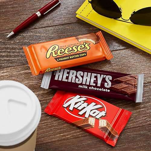 HERSHEY'S, KIT KAT and REESE'S Assorted Milk Chocolate Candy Variety Box, 27.3 oz (18 Count) - Image 6
