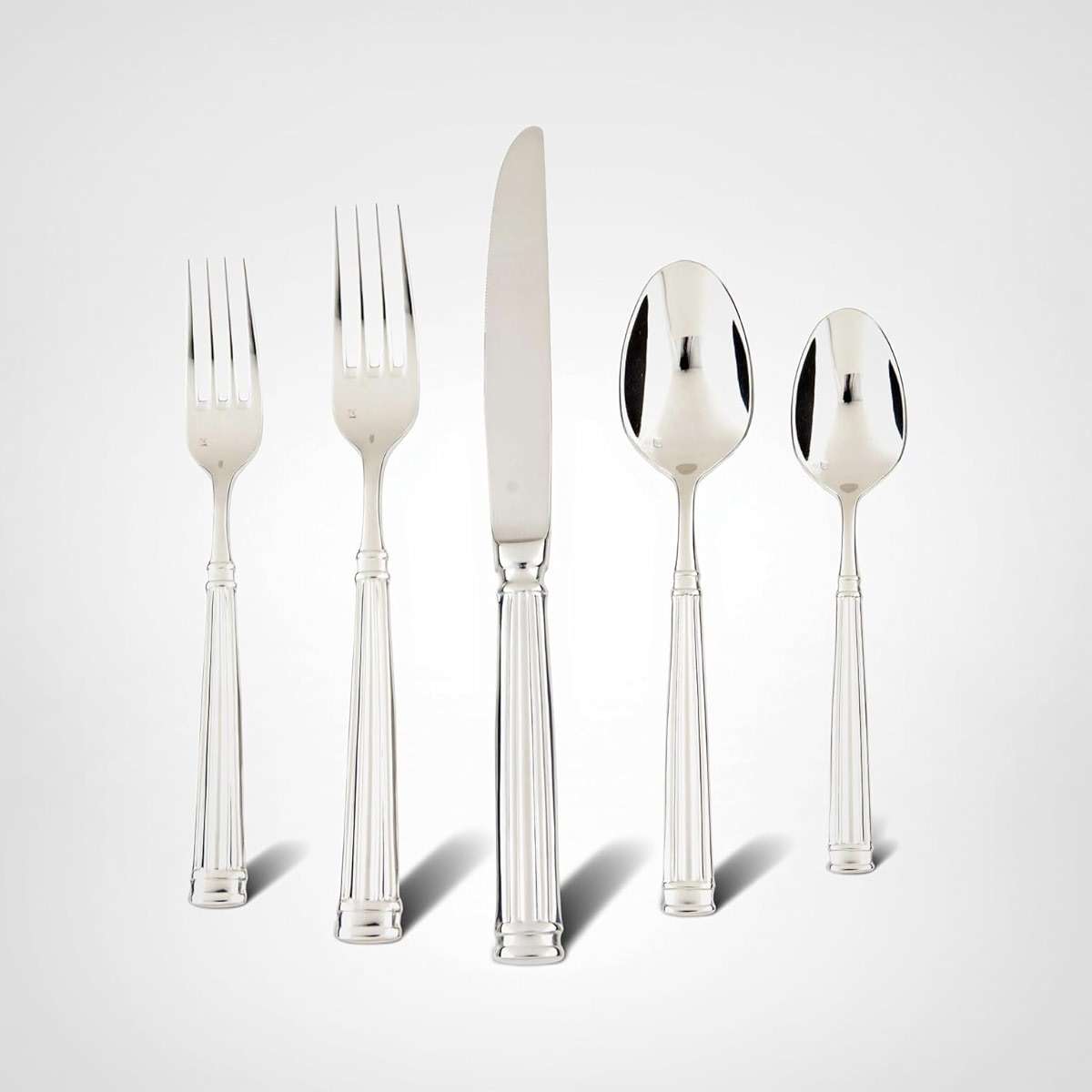 FORTESSA Doria 18/10 Stainless Steel Flatware, 5 Piece Place Setting With Table Knife, Forks and Spoons (Service For 1), Dishwasher Safe, Polished - Image 4