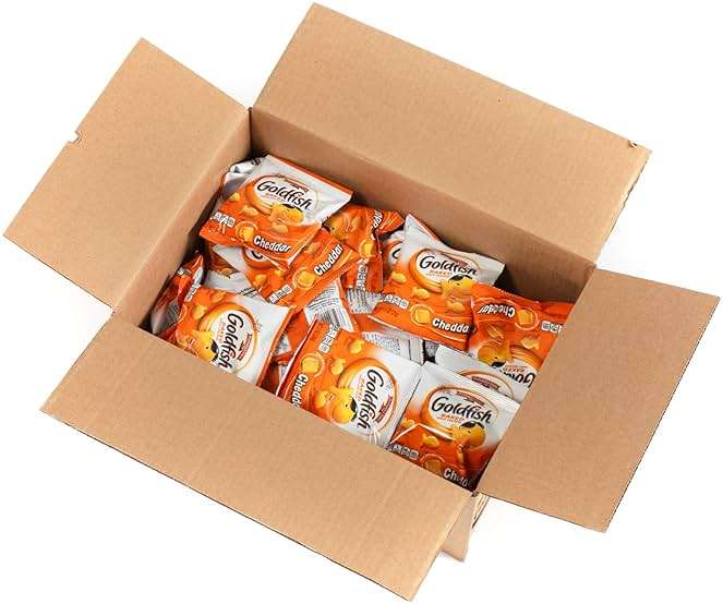 Pepperidge Farm Goldfish Baked Snack Crackers, Cheddar Cheese, 1 Ounce, Pack of 60 - Image 4