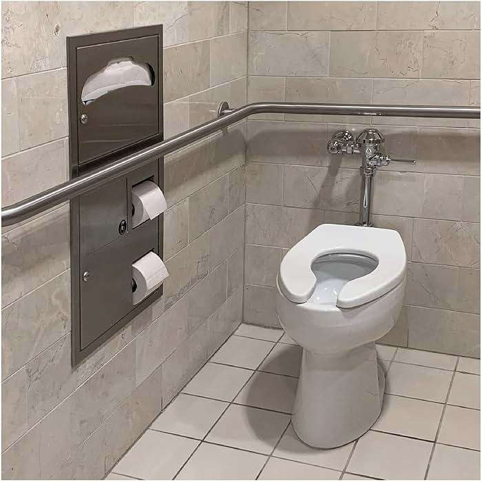 Genuine Joe Standard Bath Tissue, 4" x 4", 2-Ply, 550 Sheets/Roll, 80 Count - Image 2