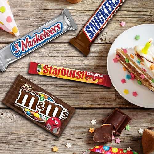 M&M'S, SNICKERS, 3 MUSKETEERS, SKITTLES & STARBURST Variety Pack Full Size Bulk Candy Assortment, 56.11 oz, 30 Bars - Image 3