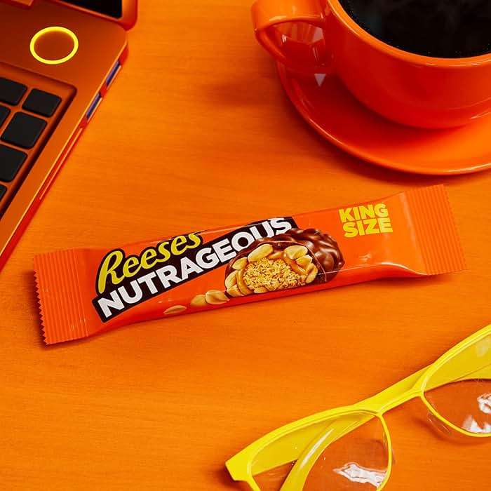 REESE'S NUTRAGEOUS Chocolate, Peanut Butter, Caramel and Peanut King Size, Candy Bars, 3.1 oz (18 Count) - Image 6