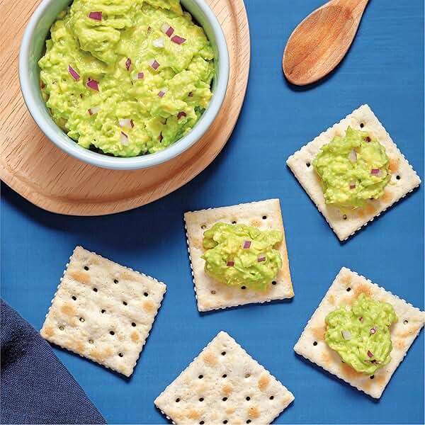 Premium Original Saltine Crackers, Lunch Snacks, Bulk Snacks, 12 - 4 oz Boxes - Image 9
