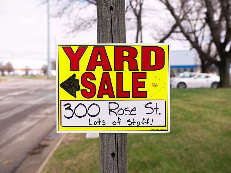Sunburst Systems 4150 Yard Neon Yellow (10) Large Label 4150 Kit Includes (3) All-Weather Yard Sale Signs, (200) Pre-Priced Stickers , 11x14 inches - Image 2