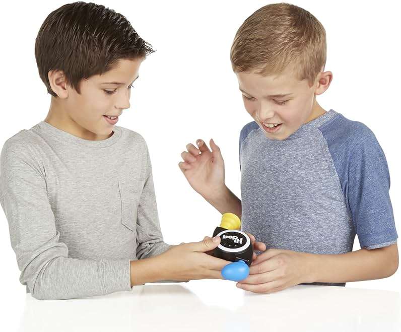 Hasbro Gaming Bop It! Micro Series Electronic Game for 1 or More Players, Classic Bop It! Gameplay in a Compact Size, Fun Party Game for Kids Ages 8+ - Image 5