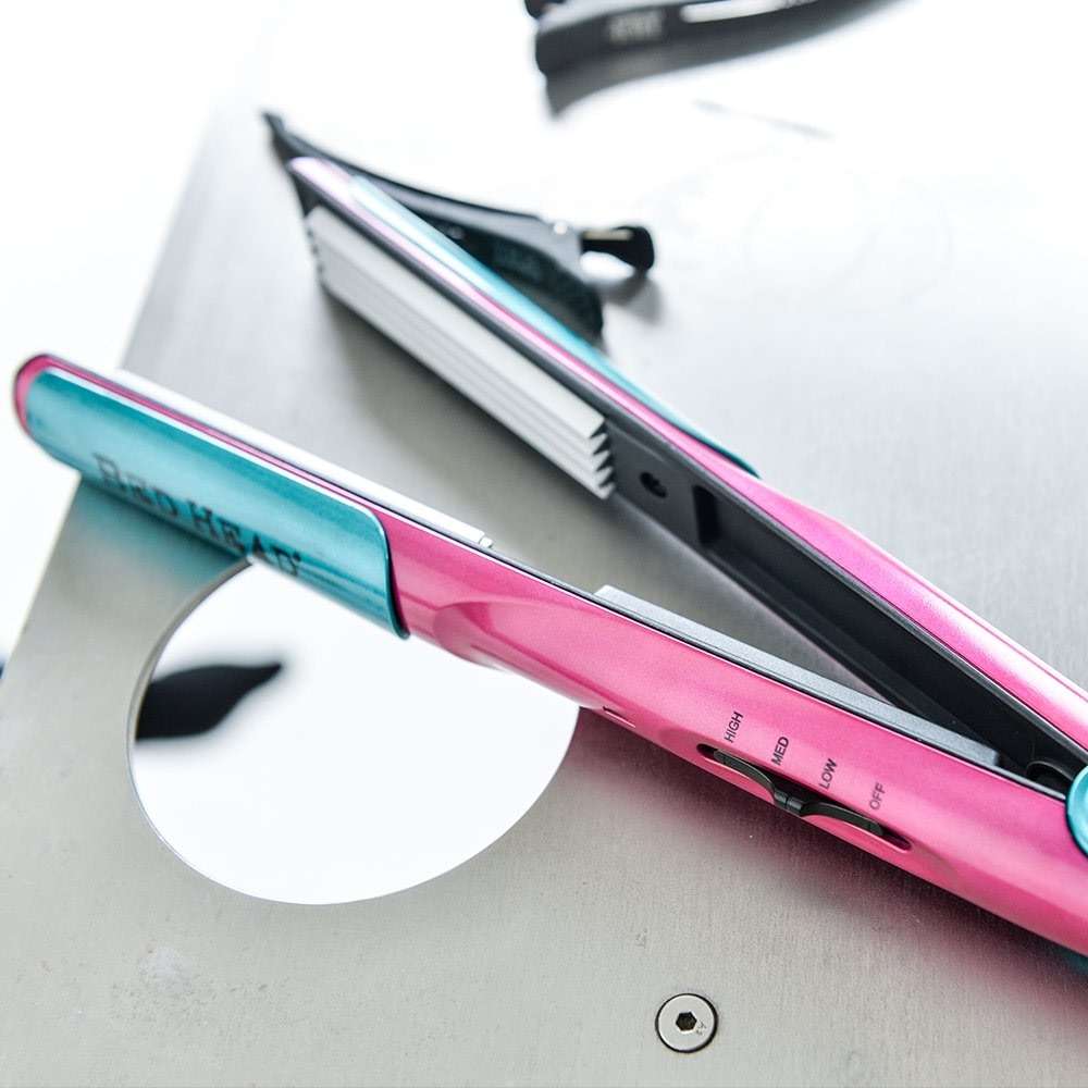 Bed Head Little Tease Hair Crimper | Small Texture, Pumped-Up Volume, & Extra Shine | Crimper Hair Tool with Tourmaline Ceramic Coating for Less Damage (1 in) - Image 5