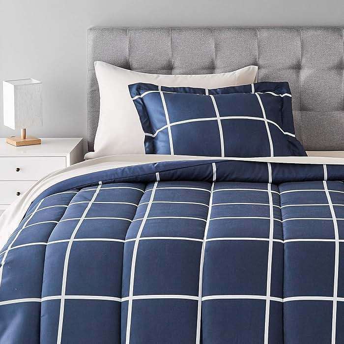 Amazon Basics 5-Piece Lightweight Microfiber Comforter Set with Sheets, Bed-in-a-Bag, Navy with Grey Plaid Bedding, Twin/Twin XL - Image 7