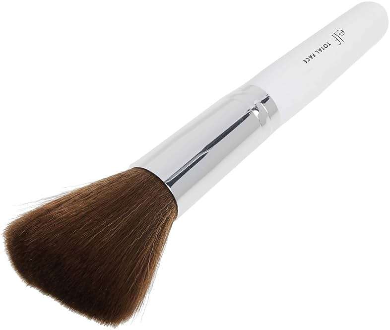 e.l.f. Cosmetics Total Face Makeup Brush for Complete Coverage and a Flawless Finish - Image 3
