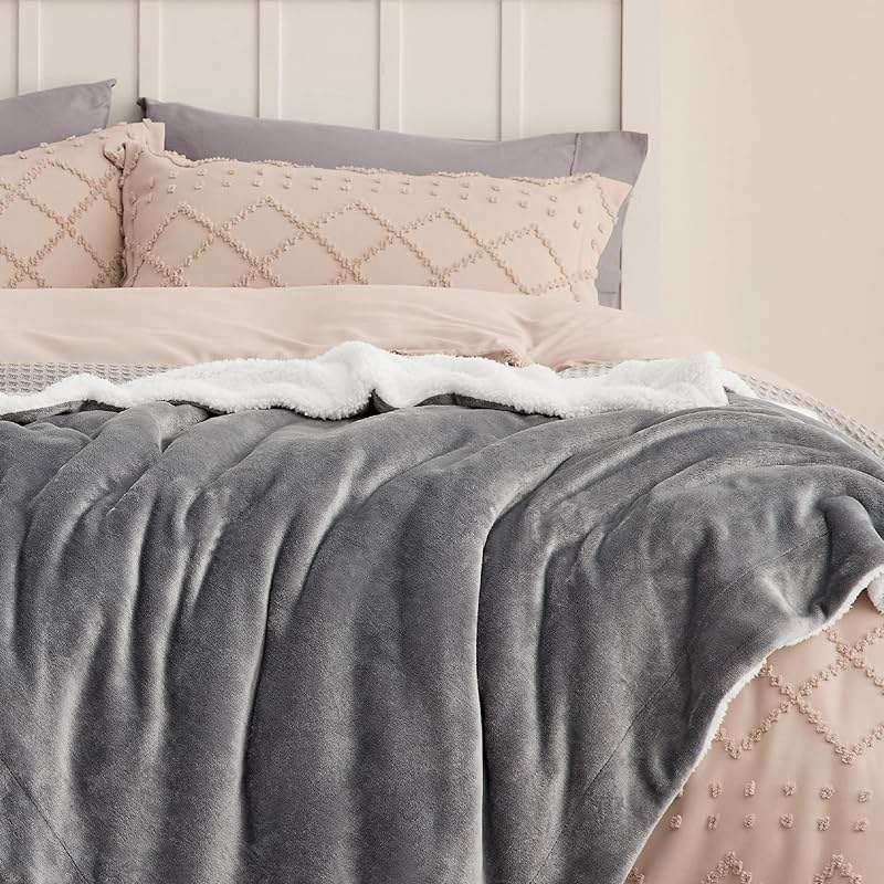 Bedsure GentleSoft Sherpa Fleece Twin Blanket for Couch, Non-Heated, Thick and Warm Throw for Women and Men, Soft Fuzzy Plush Blanket for Winter, Grey, 60x80 Inches - Image 5