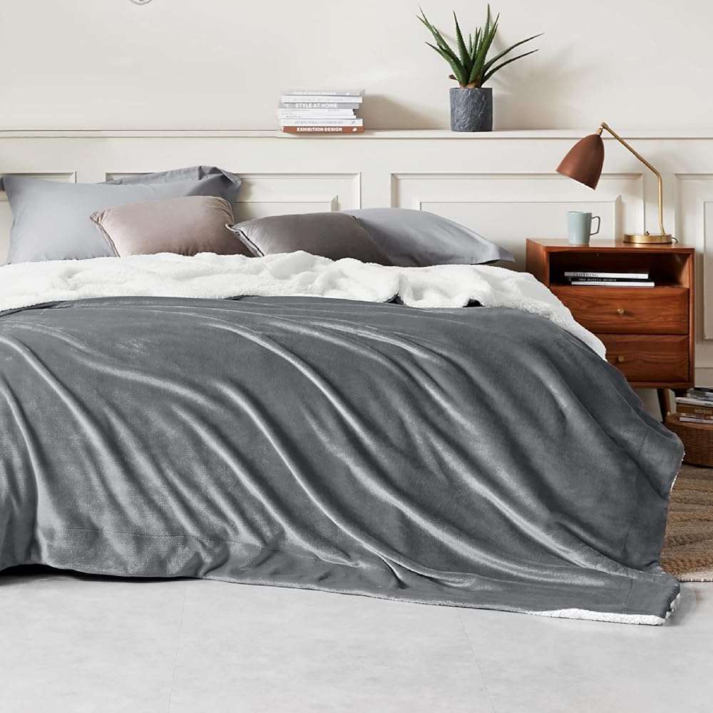 Bedsure GentleSoft Sherpa Fleece Twin Blanket for Couch, Non-Heated, Thick and Warm Throw for Women and Men, Soft Fuzzy Plush Blanket for Winter, Grey, 60x80 Inches - Image 7