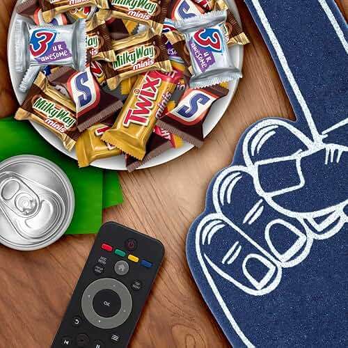 Mars SNICKERS, TWIX, 3 MUSKETEERS & MILKY WAY Individually Wrapped Variety Pack Minis Chocolate Candy Bars Bulk Assortment, 67.2 oz Bag - Image 5