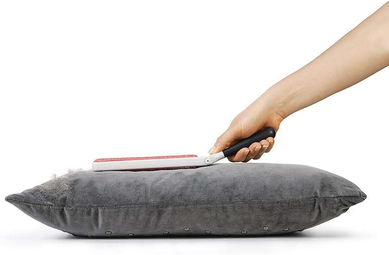 OXO Furlifter Furniture Brush Lint Roller - Image 9
