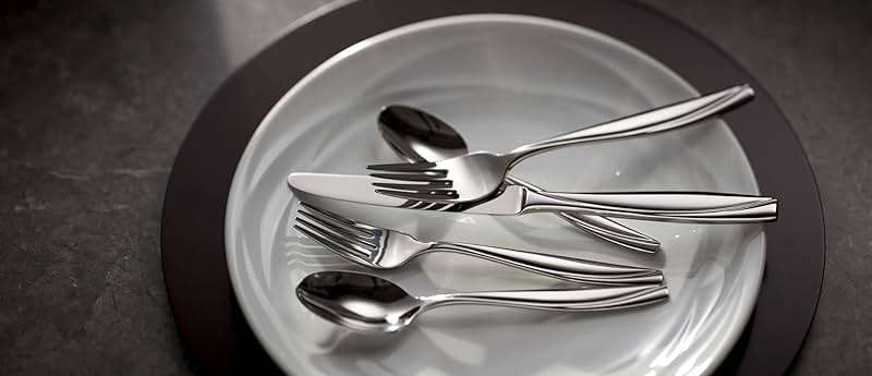 Oneida Silverware Set, Camlynn Mirror 20-Piece Everyday Flatware Set, Service For 4, 18/0 Stainless Steel, Knives Spoons And Forks Sets, Dishwasher Safe, Home and Kitchen Utensils(Silver, 20 Piece) - Image 6