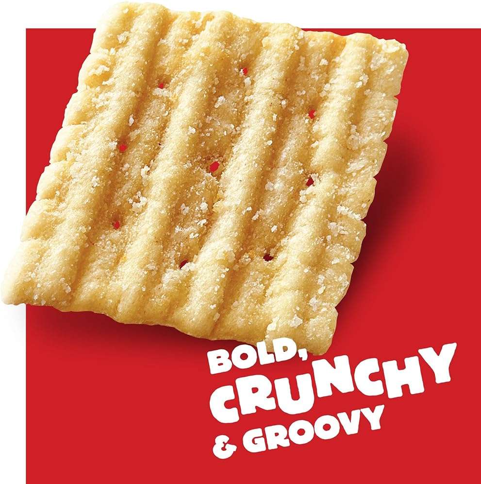 Cheez-It Grooves Crunchy Cheese Crackers, Snack Crackers, Lunch Snacks, Family Size, Sharp White Cheddar, 17oz Box (1 Box) - Image 5