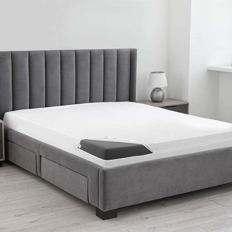 Utopia Bedding Premium Waterproof Bed Bug Mattress Cover, Queen Zippered Mattress Protector, 12 Inches Deep, Dust Mite Proof 6-Sided Mattress Encasement for Bed - Image 2