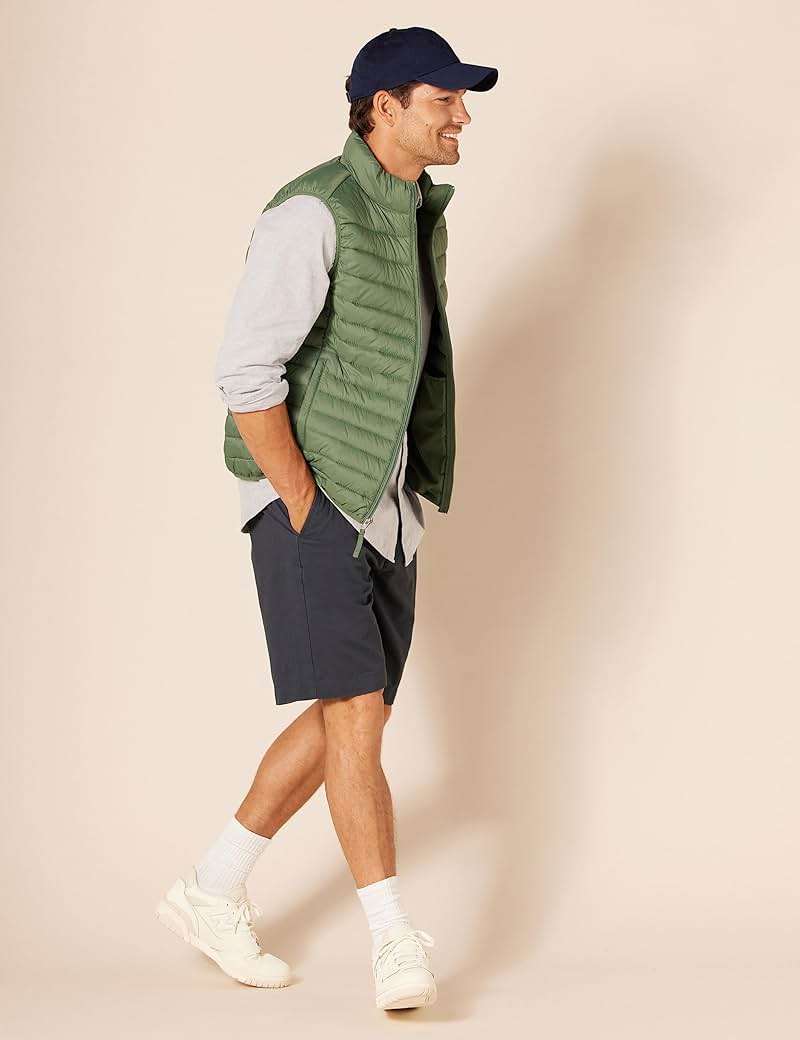 Amazon Essentials Men's Classic-Fit 9" Chino Shorts - Image 4