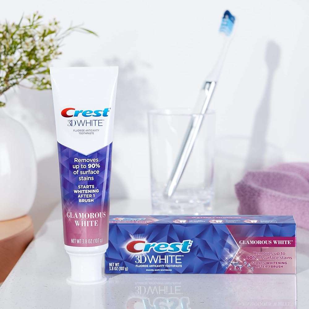 Crest Toothpaste 3D Glamorous White, Mint, (Packaging May Vary) 3.8 Oz, Pack of 4 - Image 4